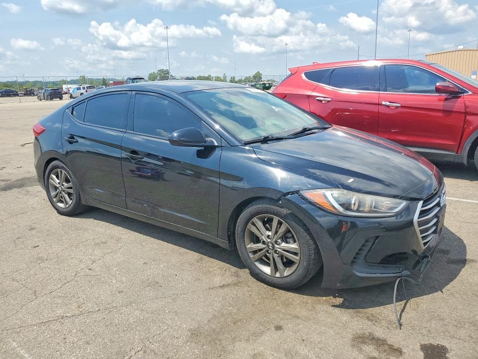 2018 HYUNDAI ELANTRA SEL 4