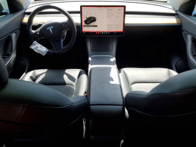 2022 TESLA MODEL Y 8