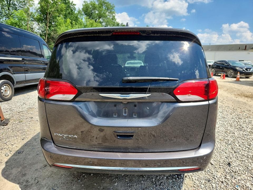 2018 CHRYSLER PACIFICA TOURING L 6