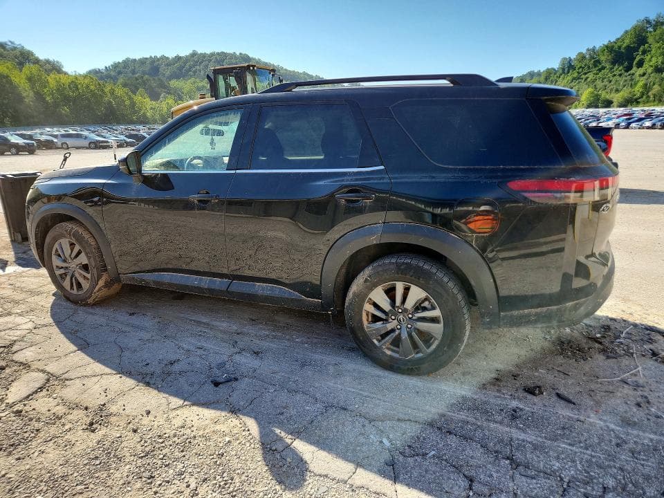 2025 NISSAN PATHFINDER SV 2
