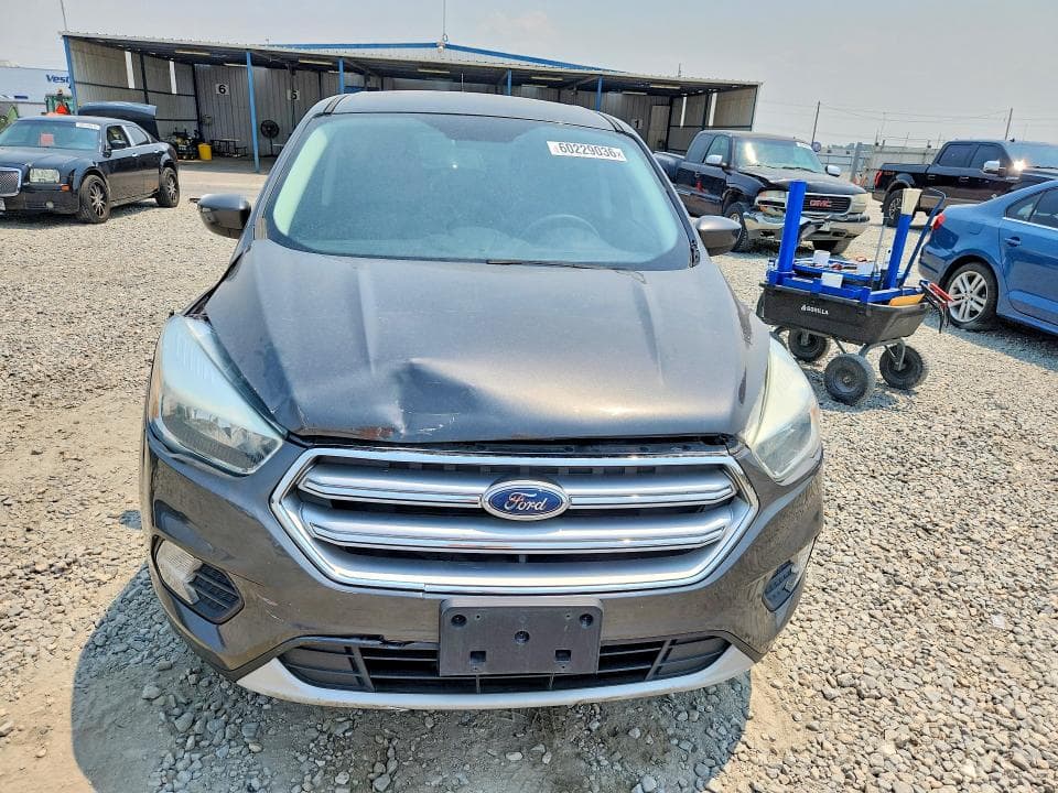 2017 FORD ESCAPE SE 5