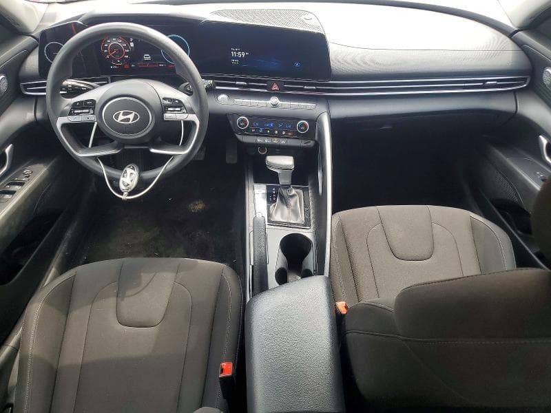 2024 HYUNDAI ELANTRA SEL 8