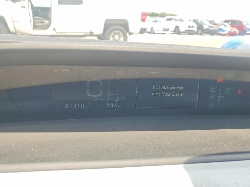 2018 TOYOTA PRIUS FOUR 9