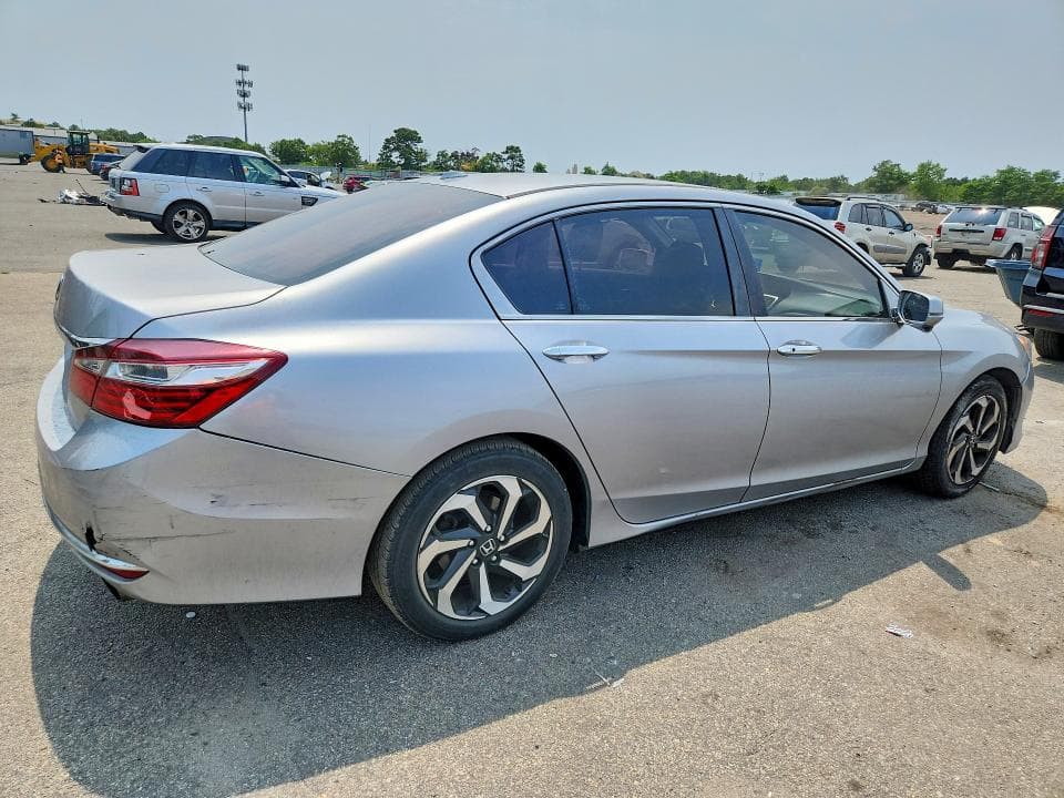 2017 HONDA ACCORD EX 3