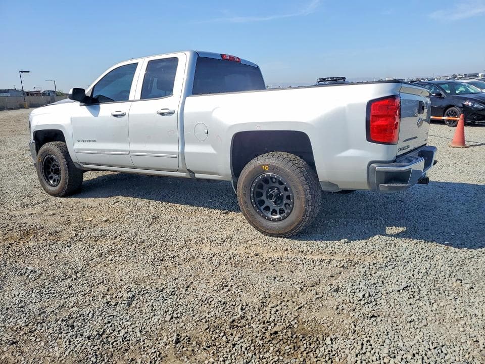2017 CHEVROLET SILVERADO C1500 LT 2