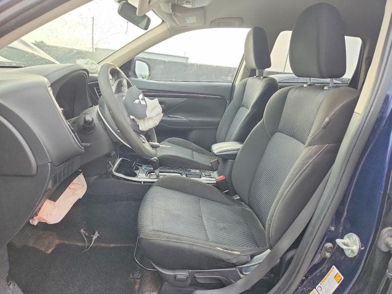 2020 MITSUBISHI OUTLANDER ES 7