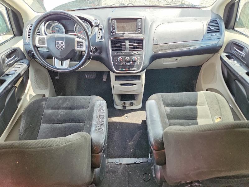 2017 DODGE GRAND CARAVAN SE 8