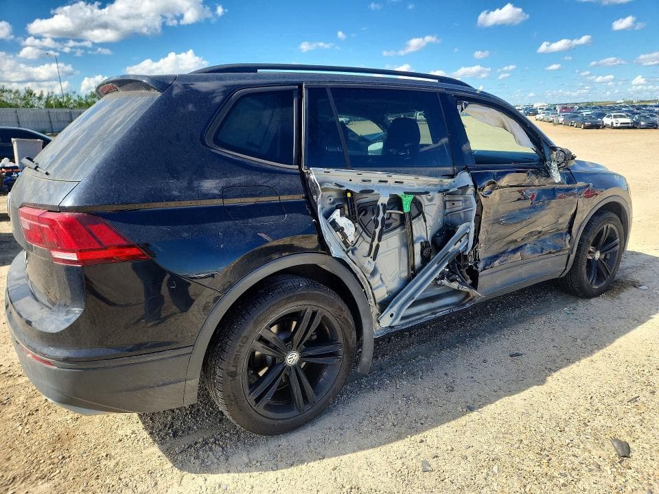 2019 VOLKSWAGEN TIGUAN S 3