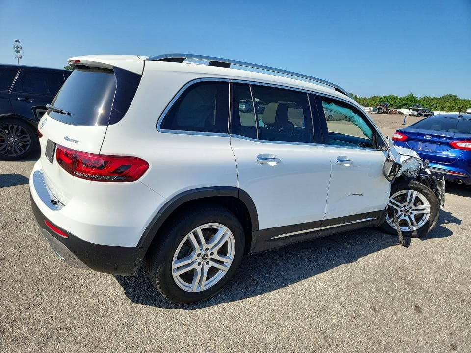 2021 MERCEDES-BENZ GLB 250 4MATIC 250 4MATIC 3