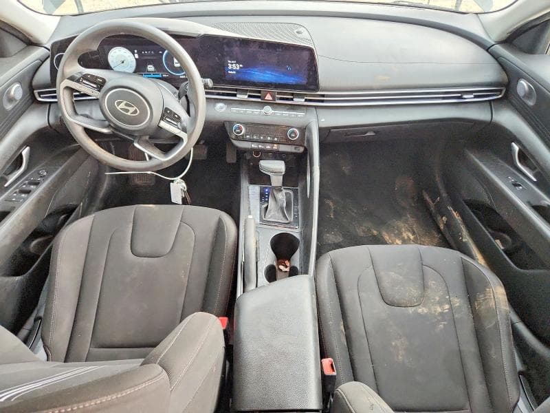 2024 HYUNDAI ELANTRA SEL 8