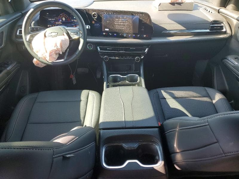 2025 CHEVROLET TRAVERSE LT 8