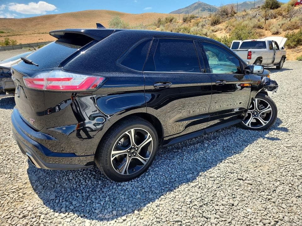 2021 FORD EDGE ST 3