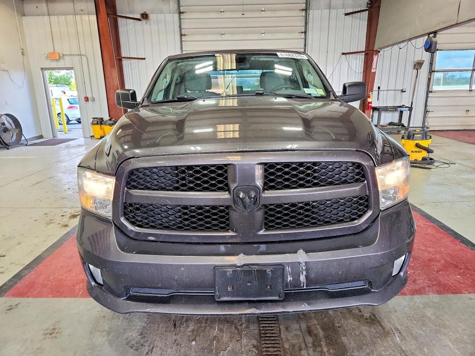 2017 RAM 1500 ST 5
