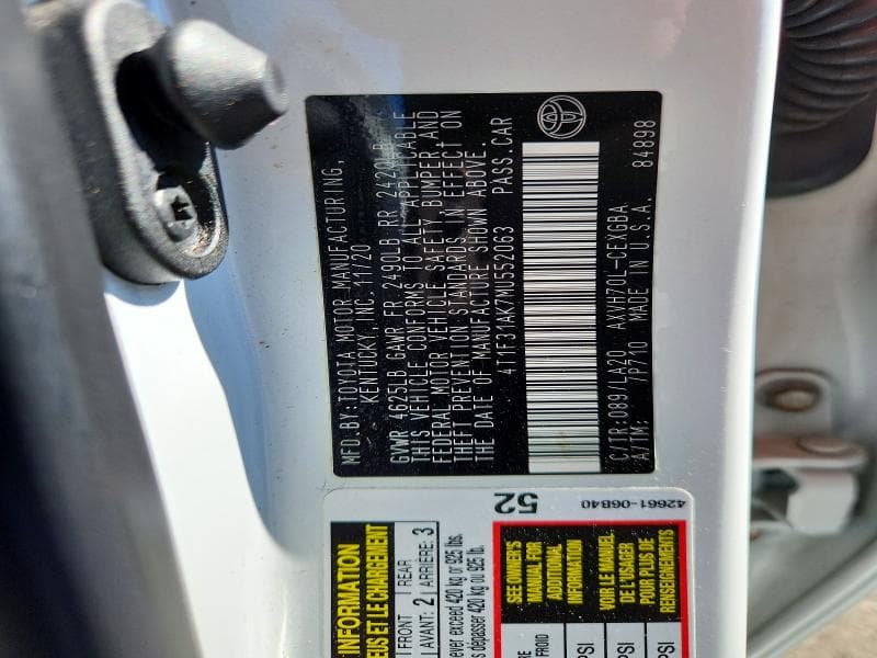 2021 TOYOTA CAMRY XLE 12