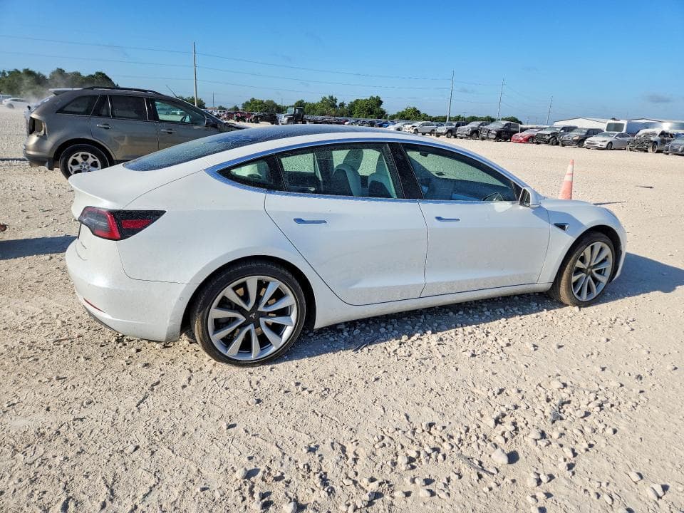 2019 TESLA MODEL 3 3