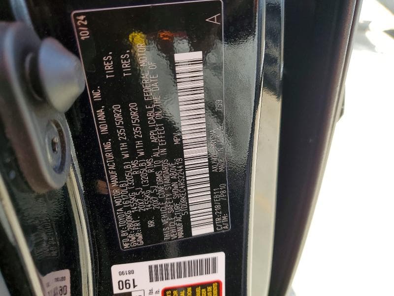 2024 TOYOTA SIENNA XSE 13