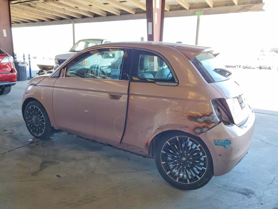 2024 FIAT 500 E LA PRIMA 2