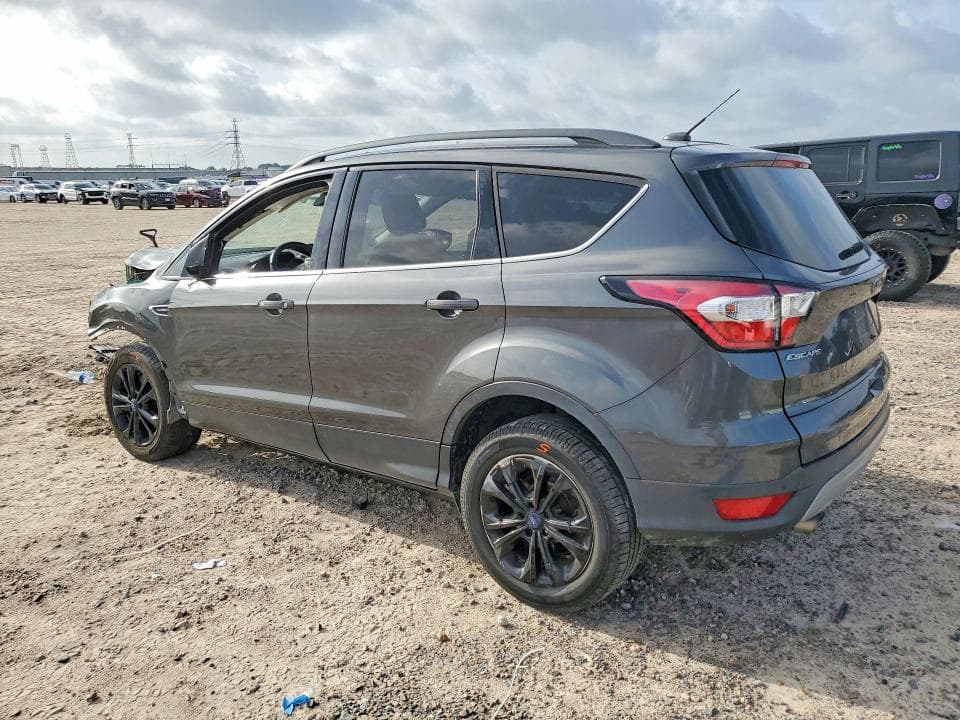 2018 FORD ESCAPE SE 2