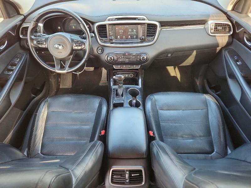 2018 KIA SORENTO EX 8