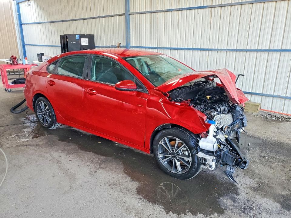 2024 KIA FORTE LXS 4