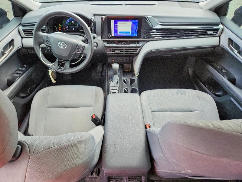 2025 TOYOTA CAMRY LE 8