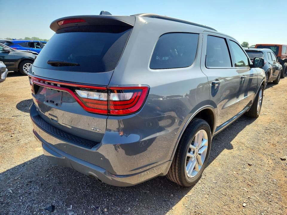 2023 DODGE DURANGO GT 3