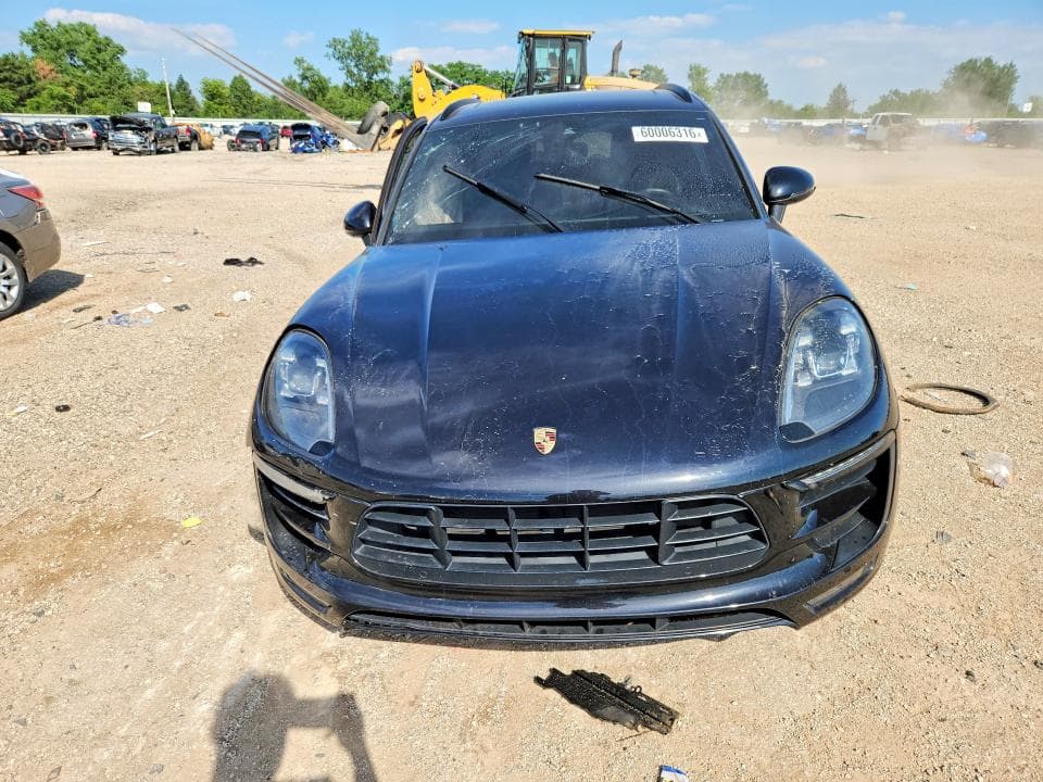 2017 PORSCHE MACAN GTS 5