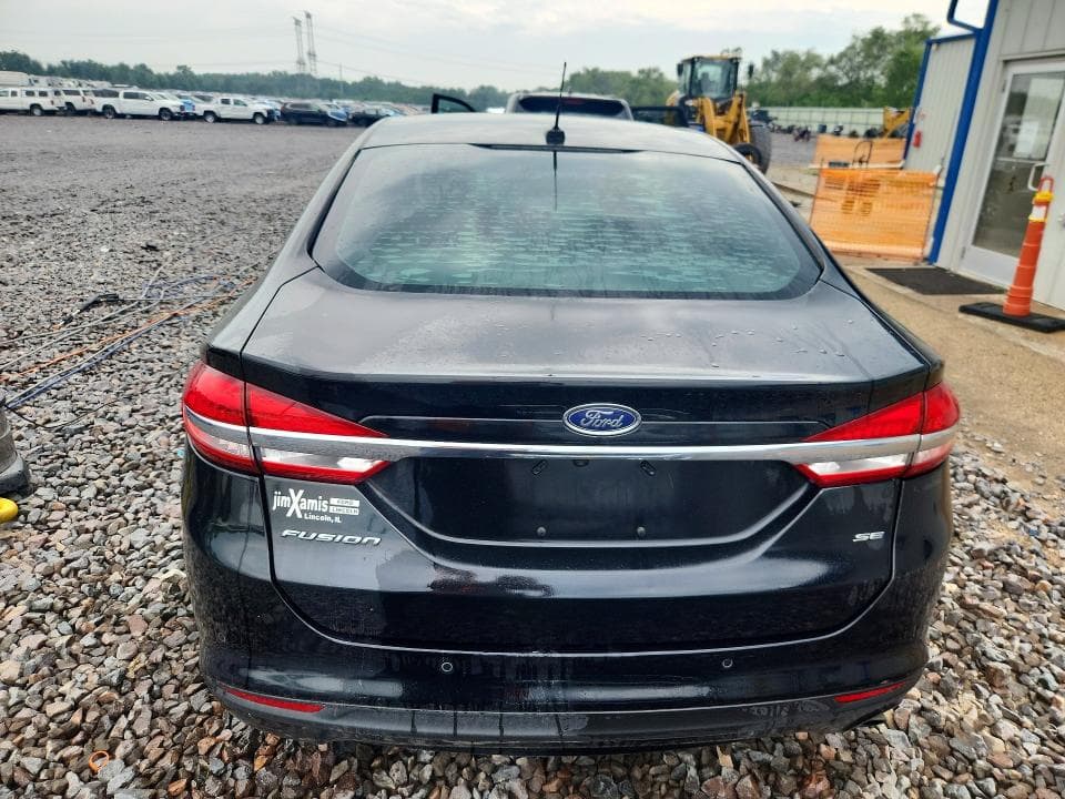2017 FORD FUSION SE 6