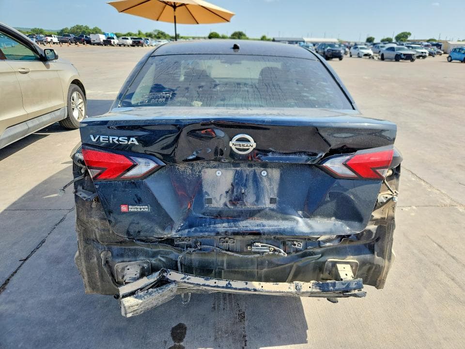 2020 NISSAN VERSA S 6