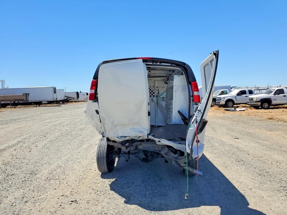 2023 CHEVROLET EXPRESS G2500 6