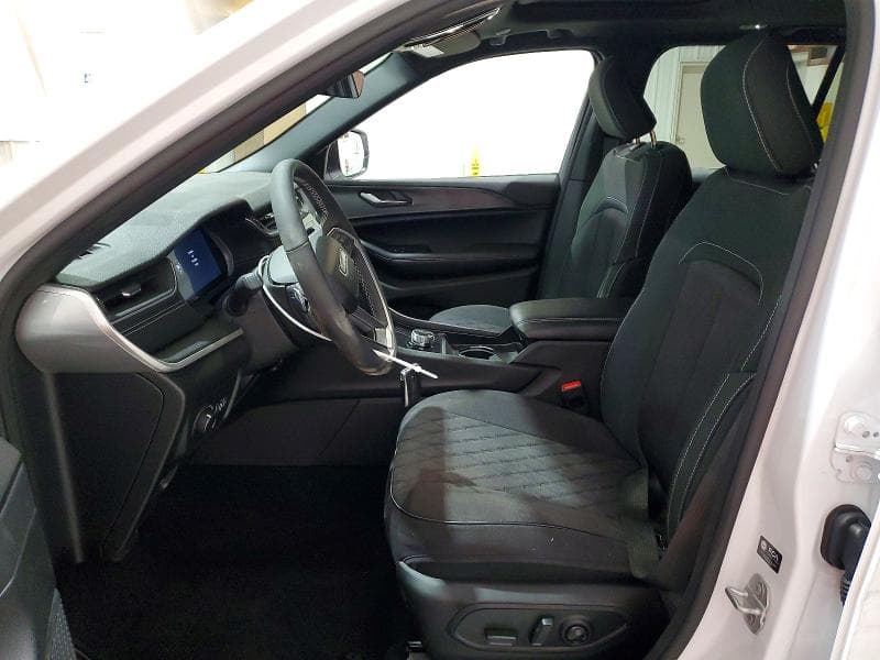2025 JEEP GRAND CHEROKEE LAREDO 7