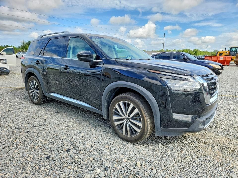 2022 NISSAN PATHFINDER PLATINUM 4