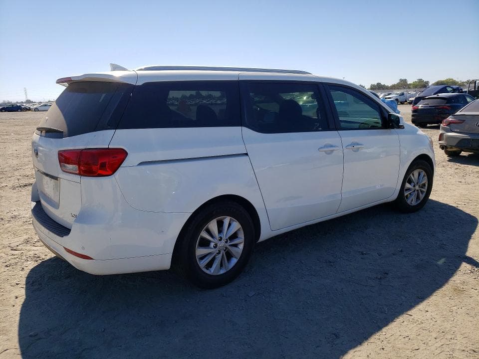 2017 KIA SEDONA LX 3