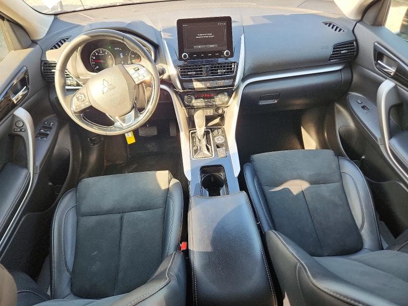 2024 MITSUBISHI ECLIPSE CROSS SE 8