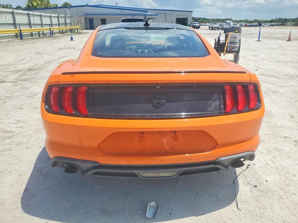 2020 FORD MUSTANG 6