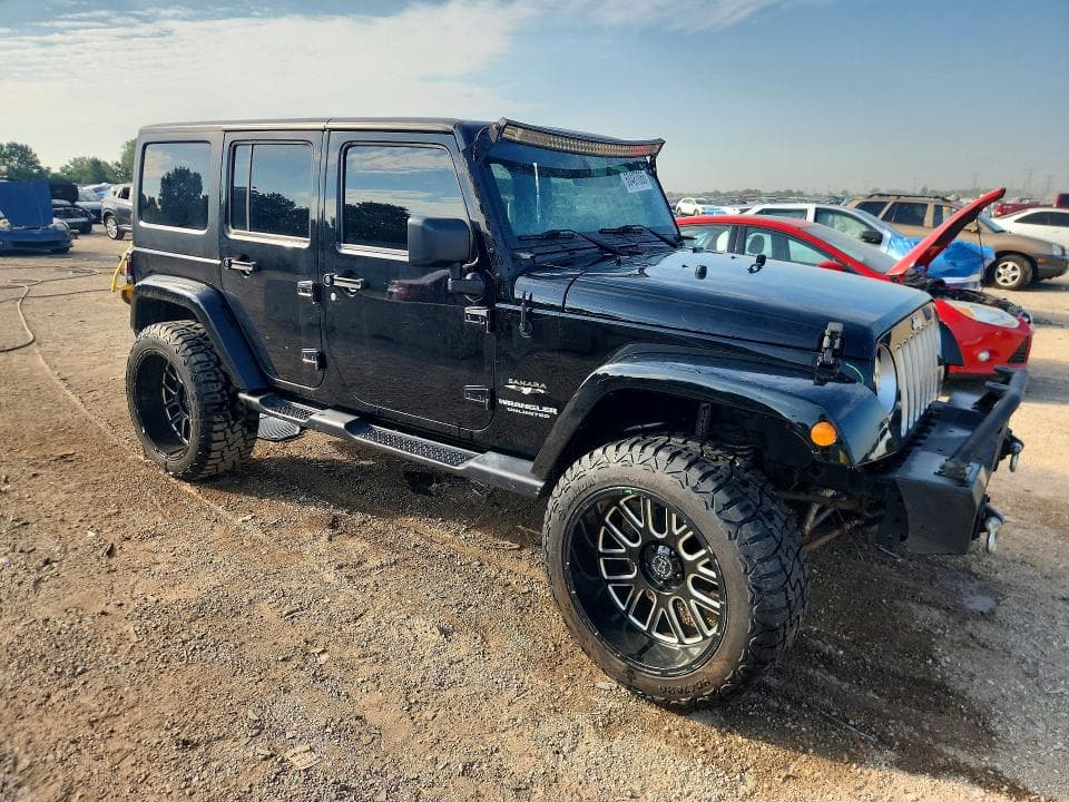 2017 JEEP WRANGLER UNLIMITED SAHARA 4