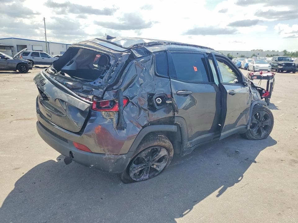 2018 JEEP COMPASS LATITUDE 3