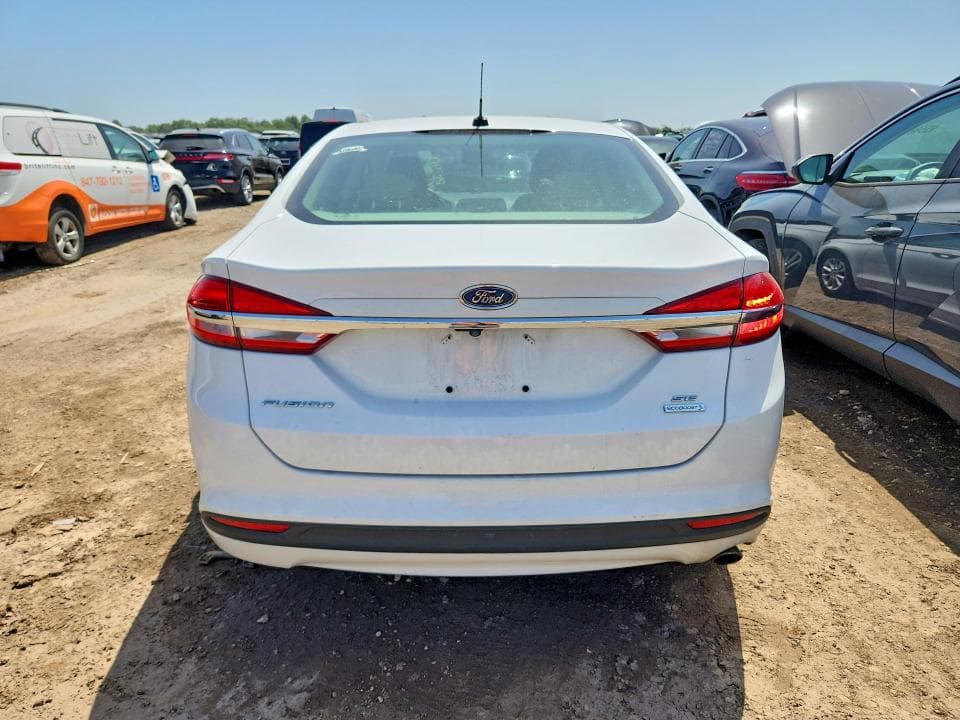 2017 FORD FUSION SE 6