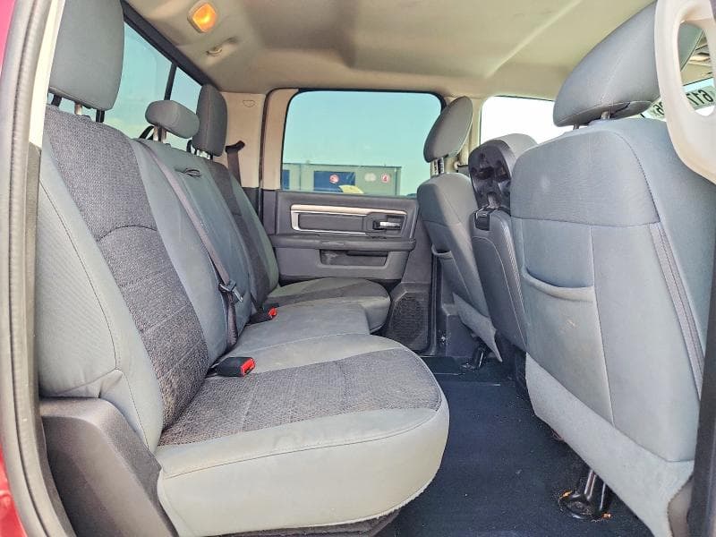 2019 RAM 1500 CLASSIC SLT 10
