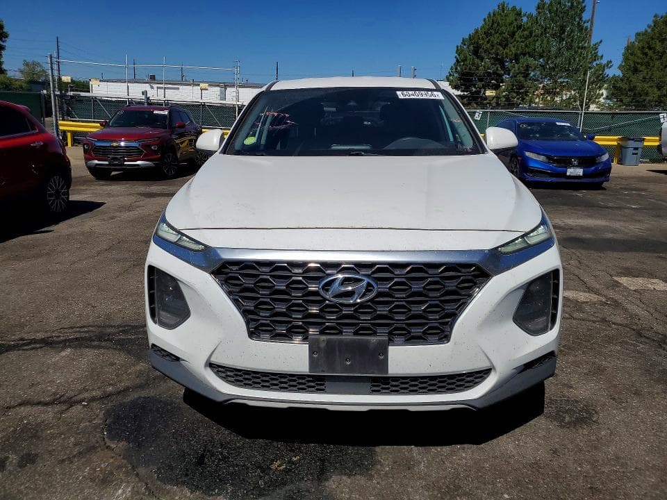 2019 HYUNDAI SANTA FE SE 5