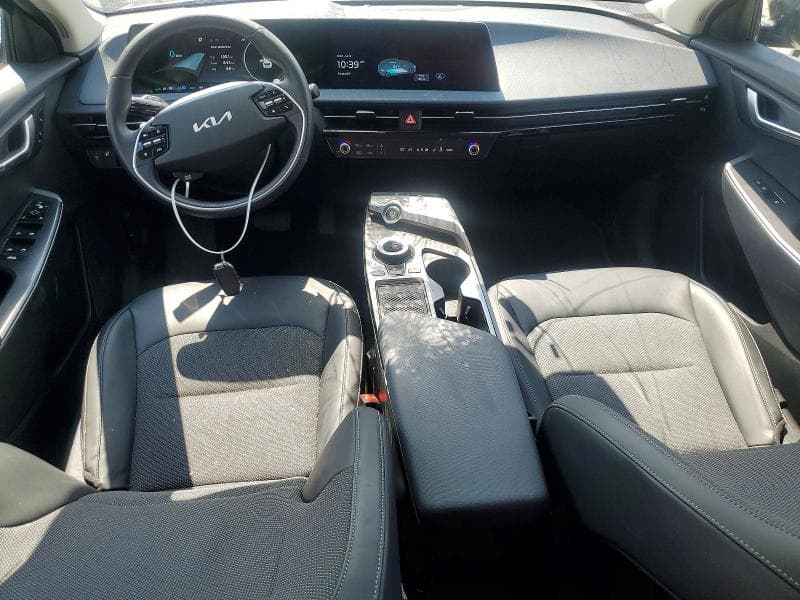 2024 KIA EV6 LIGHT LONG RANGE 8
