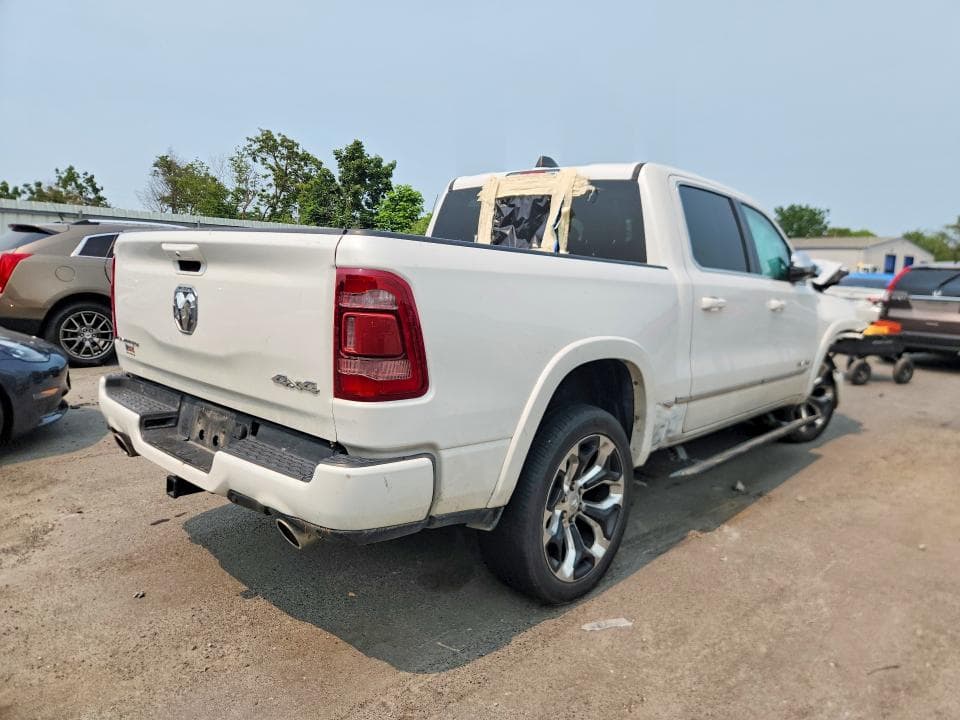 2023 RAM 1500 LIMITED 3