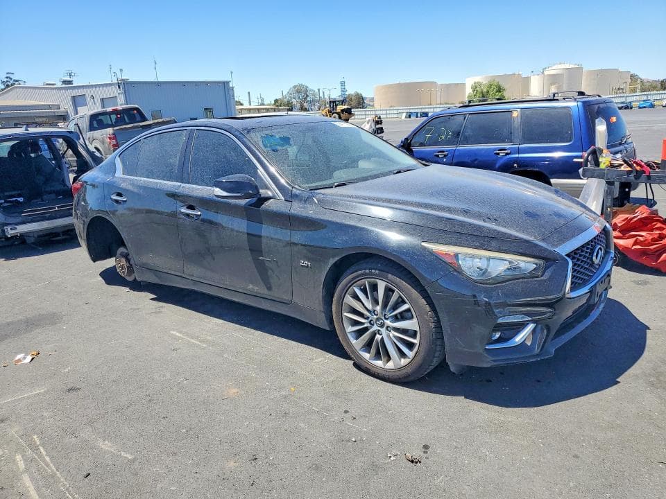 2018 INFINITI Q50 2.0T LUXE 4