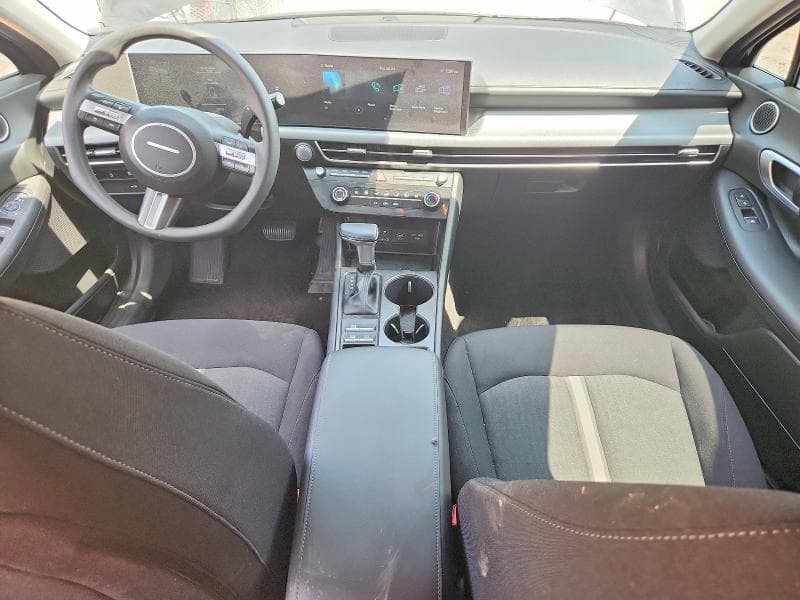 2025 HYUNDAI SONATA SE 8