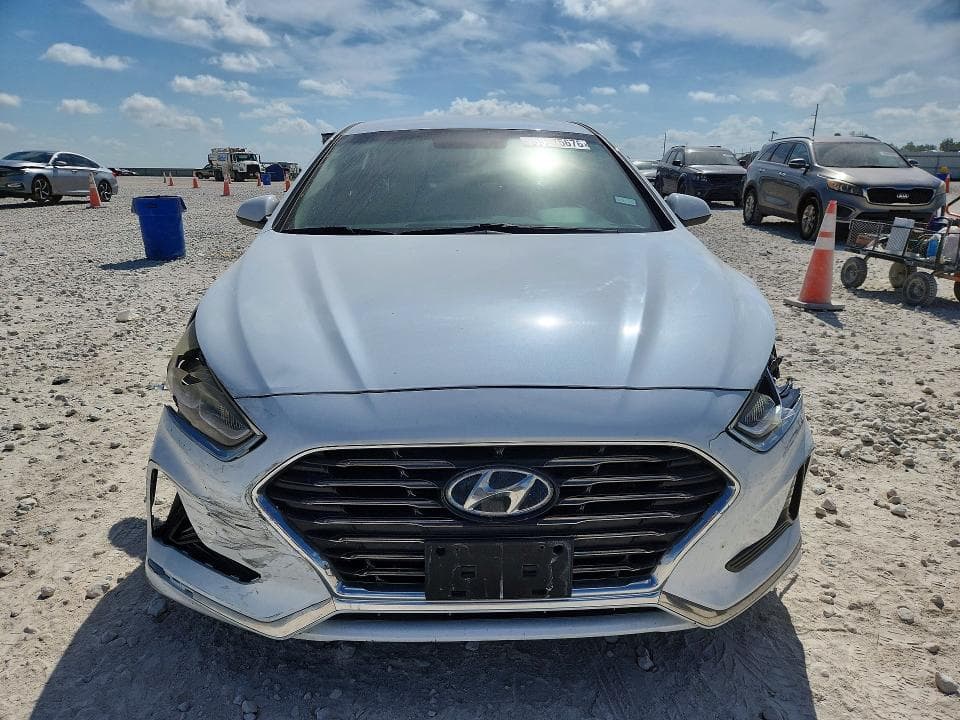 2018 HYUNDAI SONATA SE 5