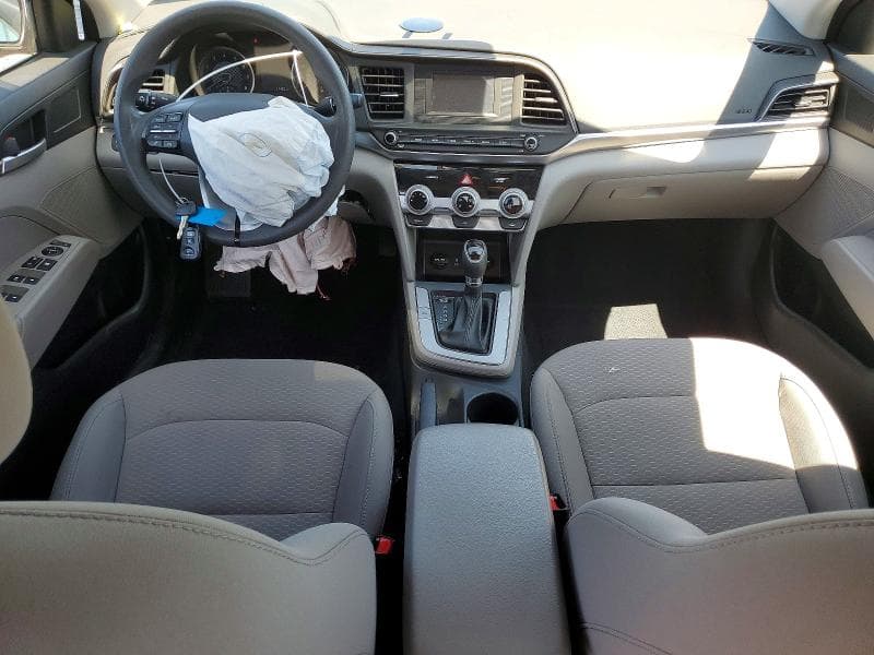 2019 HYUNDAI ELANTRA SE 8