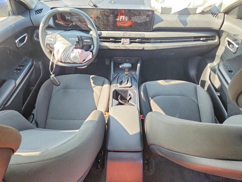 2026 KIA K4 LXS 8