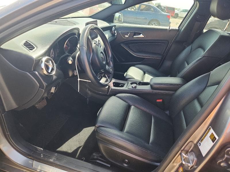 2019 MERCEDES-BENZ GLA 250 7