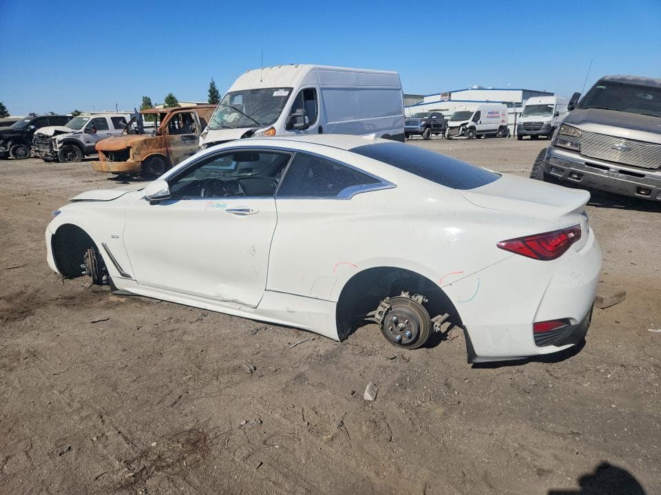 2018 INFINITI Q60 3.0T LUXE 2
