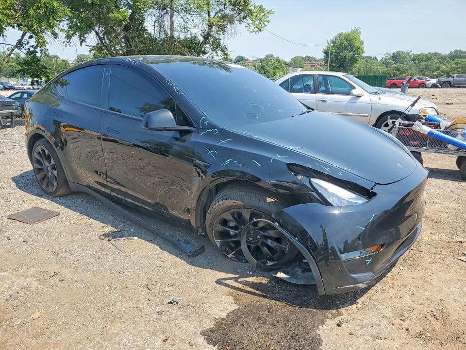 2021 TESLA MODEL Y 4